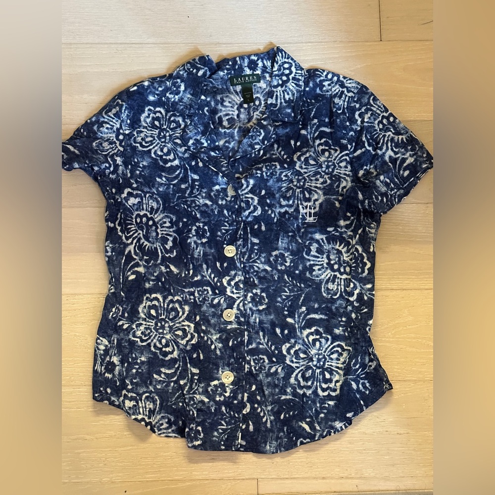 Lauren Ralph Lauren Summer Style Button Down Large